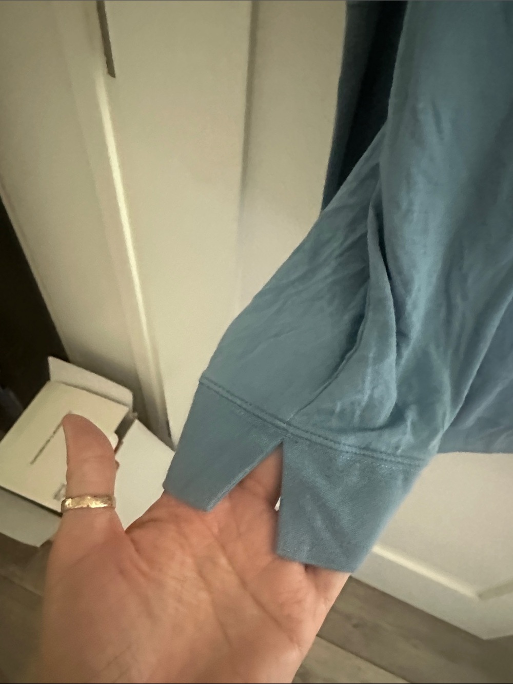 Zella Teal-Blue Long Sleeve Lightweight Top - Picture 4 of 6